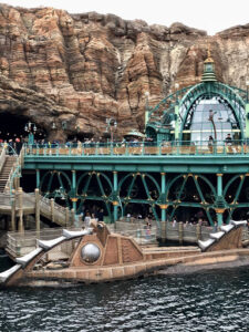 20,000 Leagues Under The Sea Attraction, Tokyo Disney Sea