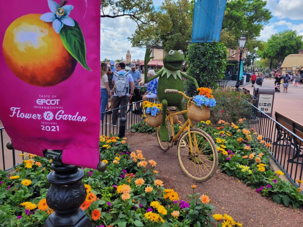 Kermit The Frog Topiary