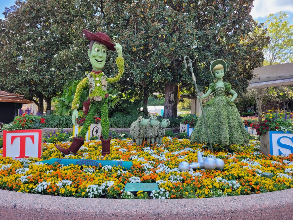 Woody, Bo Peep and Her Sheep Topiary