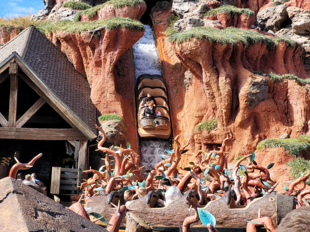 It s Official Splash Mountain Is Closing For Good On January 23rd