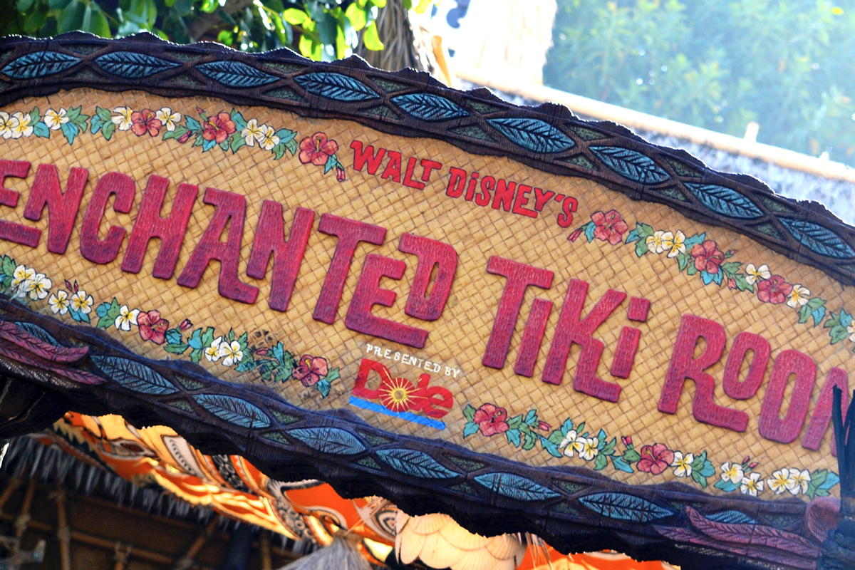 Walt Disney S Enchanted Tiki Room Overview Magic Kingdom Attractions