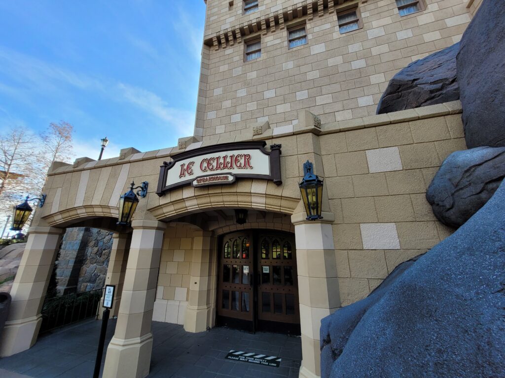 Restaurante Le Cellier - Pabellón de Canadá