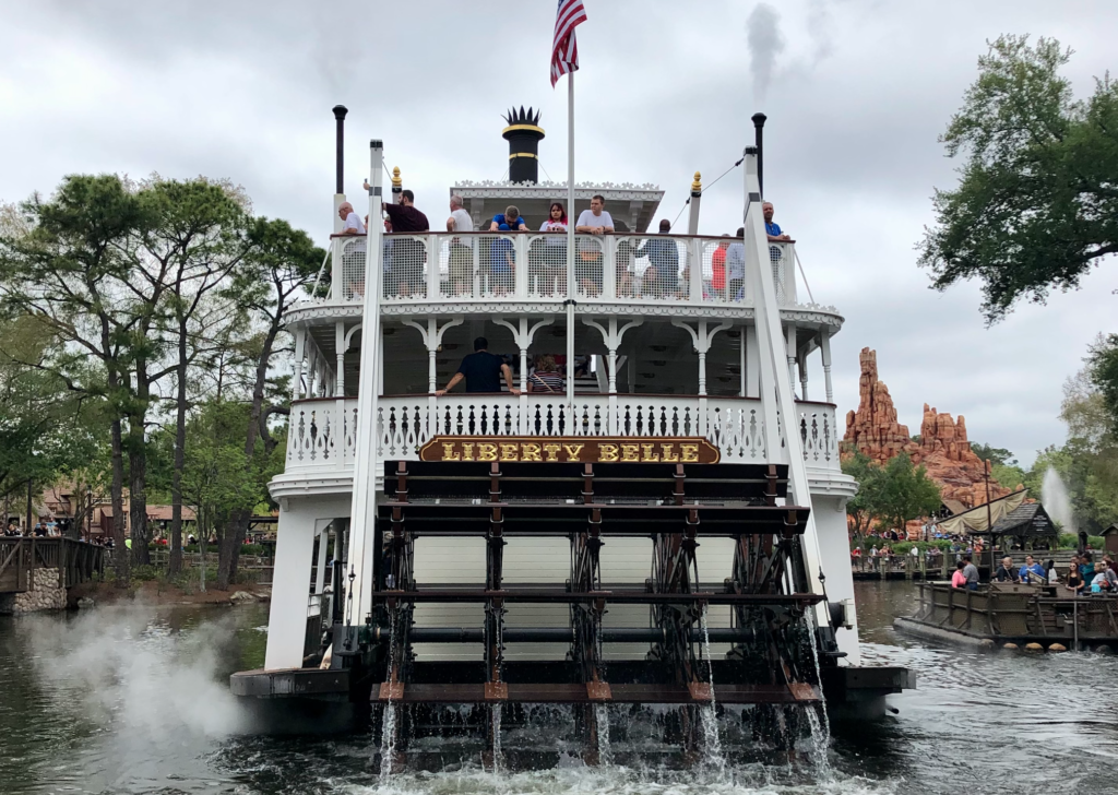 Barco Liberty Belle en Disney's Magic Kingdom