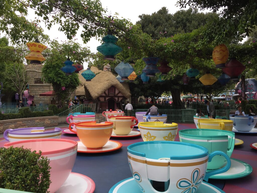 Mad Tea Party, Disneyland