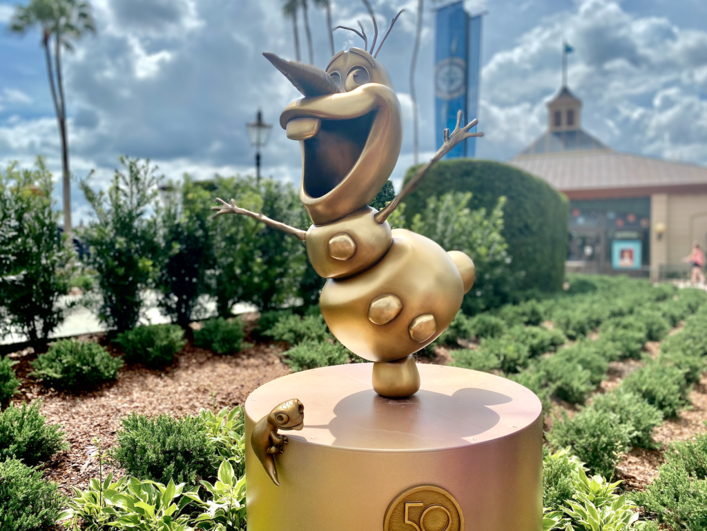 Olaf statue at Walt Disney World