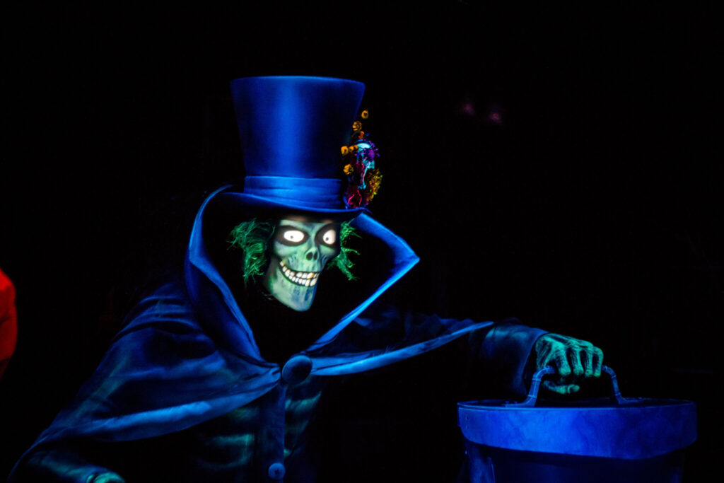 The Hatbox Ghost inside Disneyland's Haunted Mansion