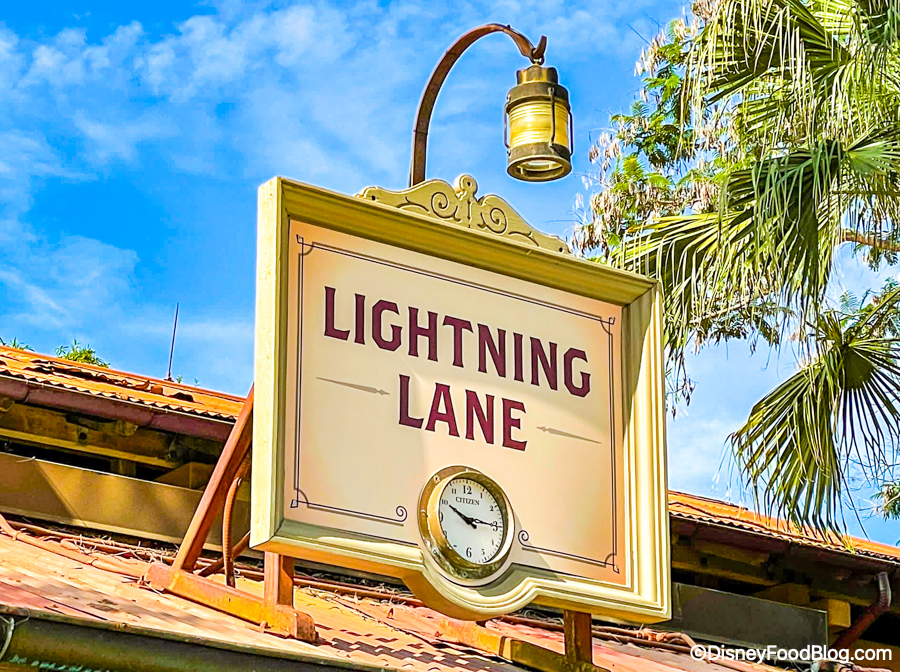Lightning Lane sign at Disney World