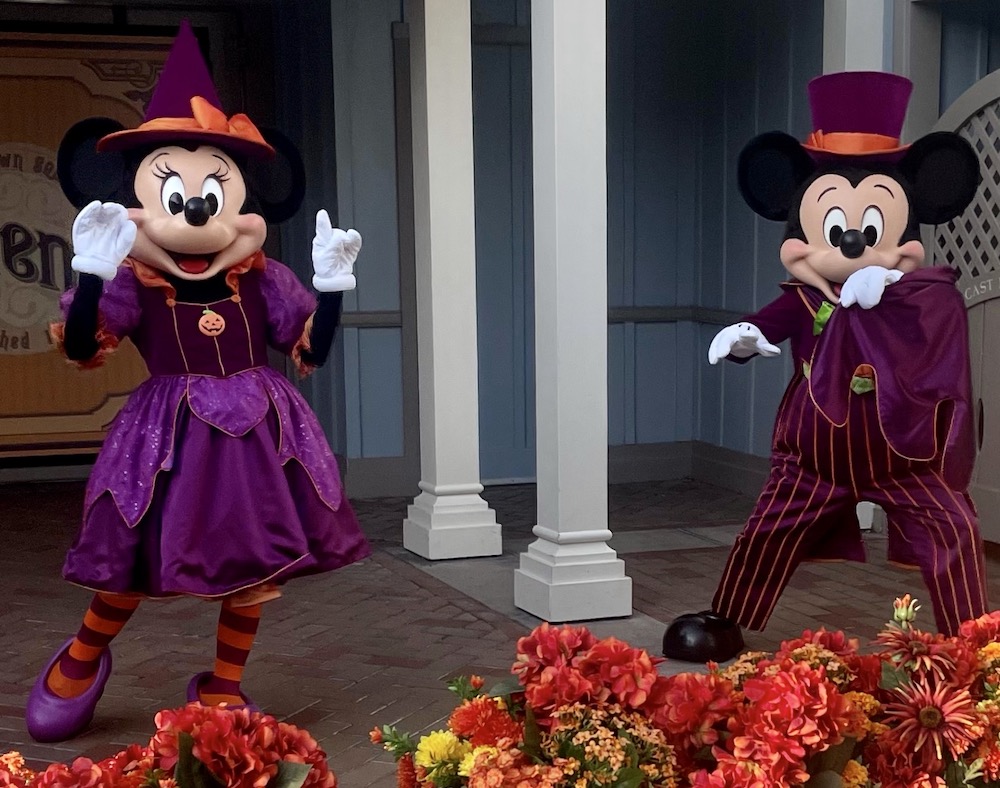 Mickey y Minnie halloween 