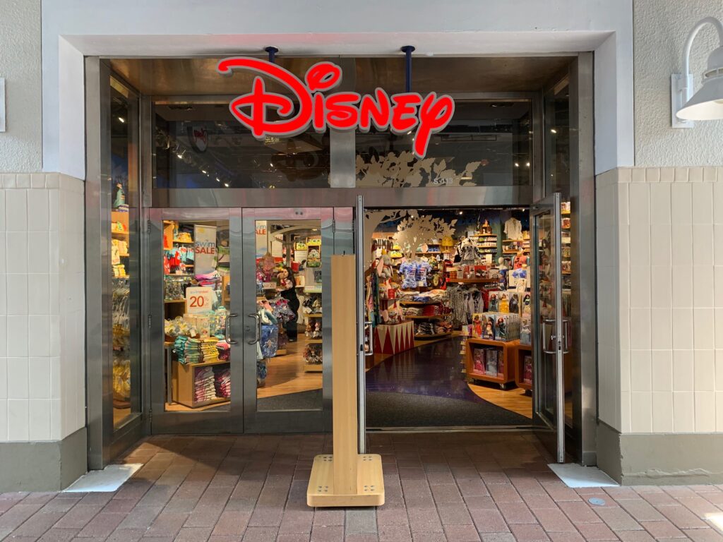 Disney at North Park Mall - Davenport, IA - The Disney Store on