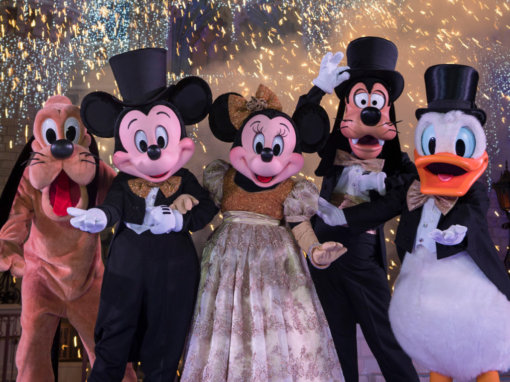 Mickey and Friends on New Years Eve 