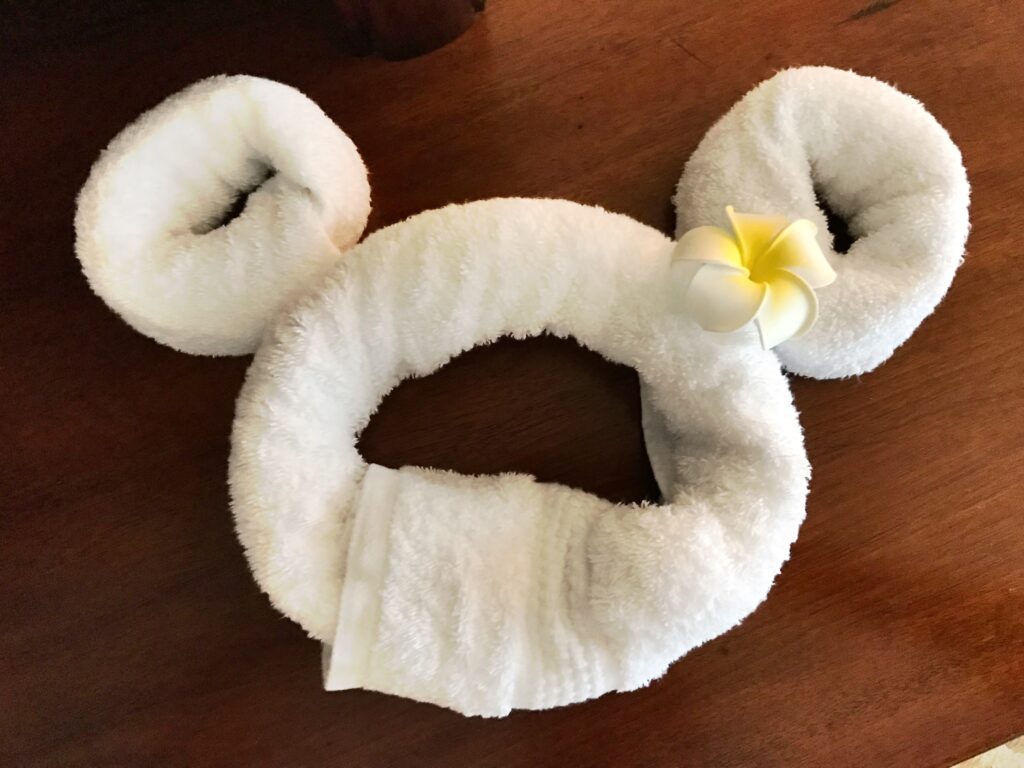 Mickey Mouse towels at Disney's Aulani