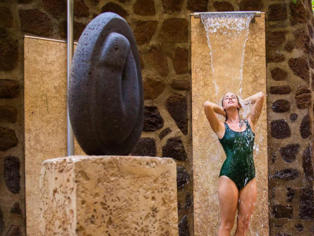 Disney Aulani's Outdoor Hydrotherapy Garden 