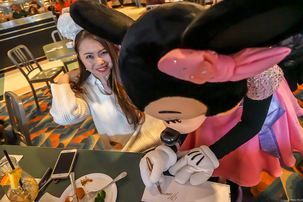 Comedor con los personajes de Minnie