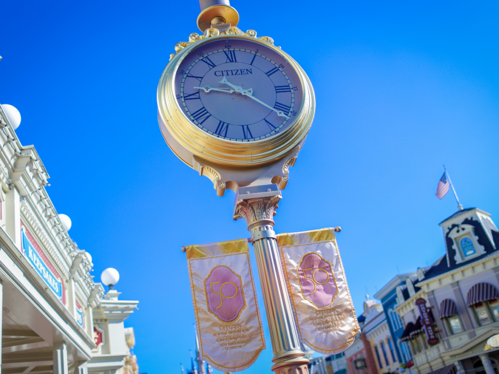 Reloj Ciudadano del Mundo de Disney