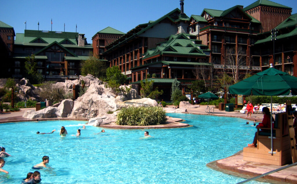 Piscina del albergue Disney Wilderness