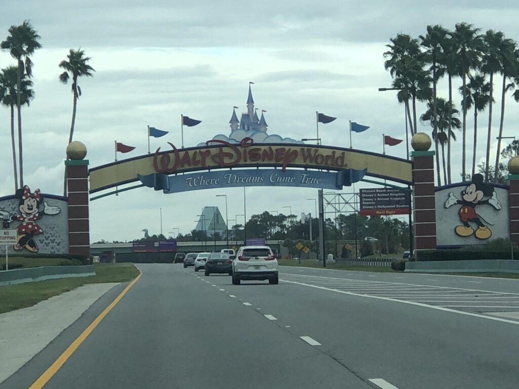 Entrada del mundo de Disney