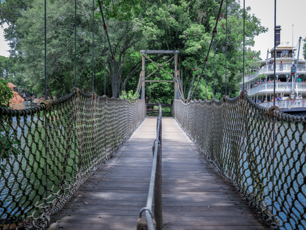 Puente de cuerda de Tom Sawyer Island Disney World