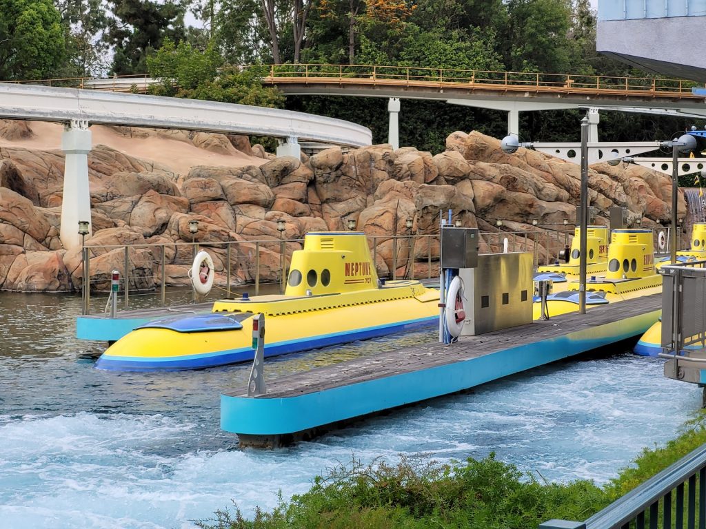 Encuentra a Nemo Submarine Voyage Ride Vehicle