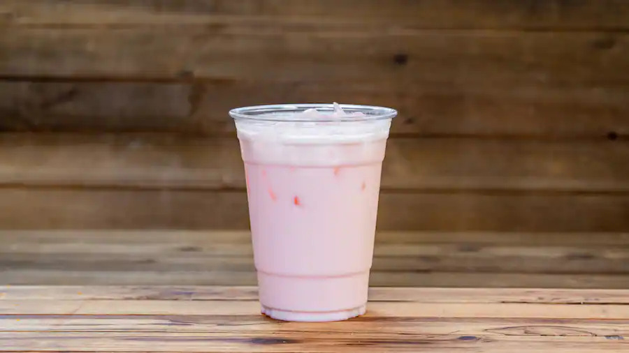 Coconut-Strawberry Lemonade at Red Rose Taverne