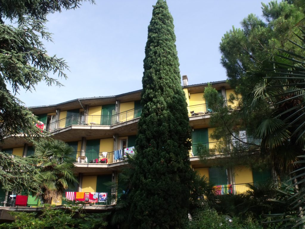 Resort balcony with towels 