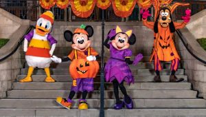 Personajes de Halloween de Disneylandia