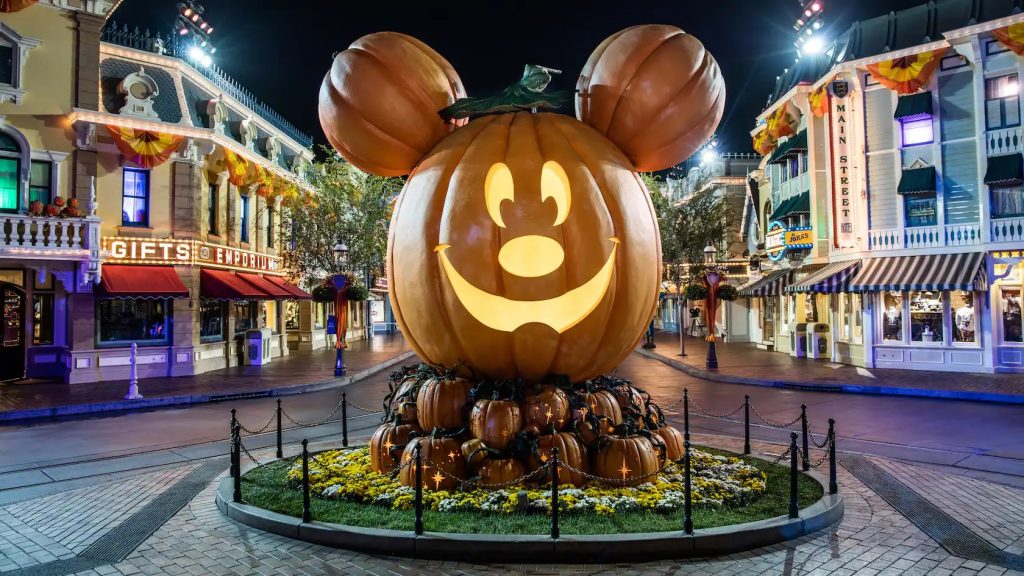 Decoración de Halloween de Disneylandia