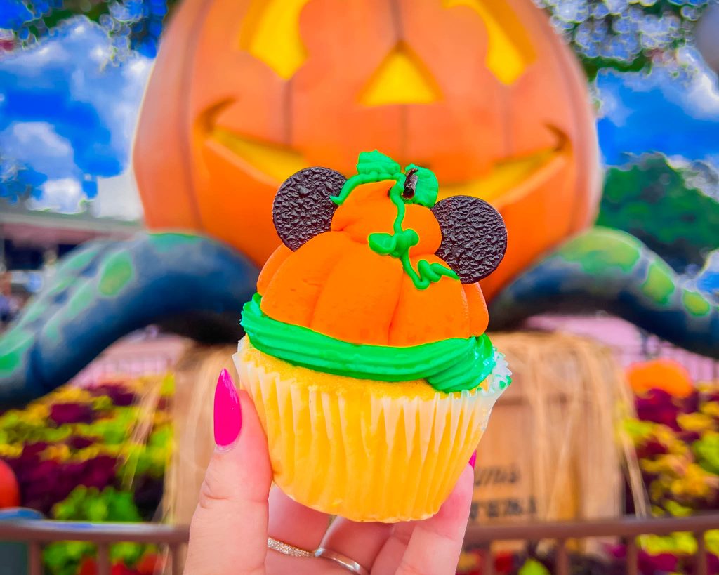 Mickey Pumpkin Cupcake