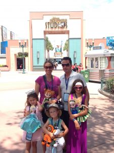 Foto familiar en Disney's Hollywood Studios