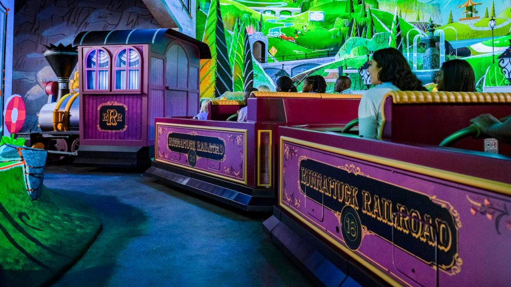 Mickey and Minnie's Runaway Railway