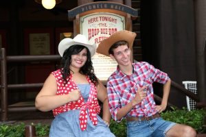Hoop Dee-Doo Musical Revue entrance, photo by Bobby Asen