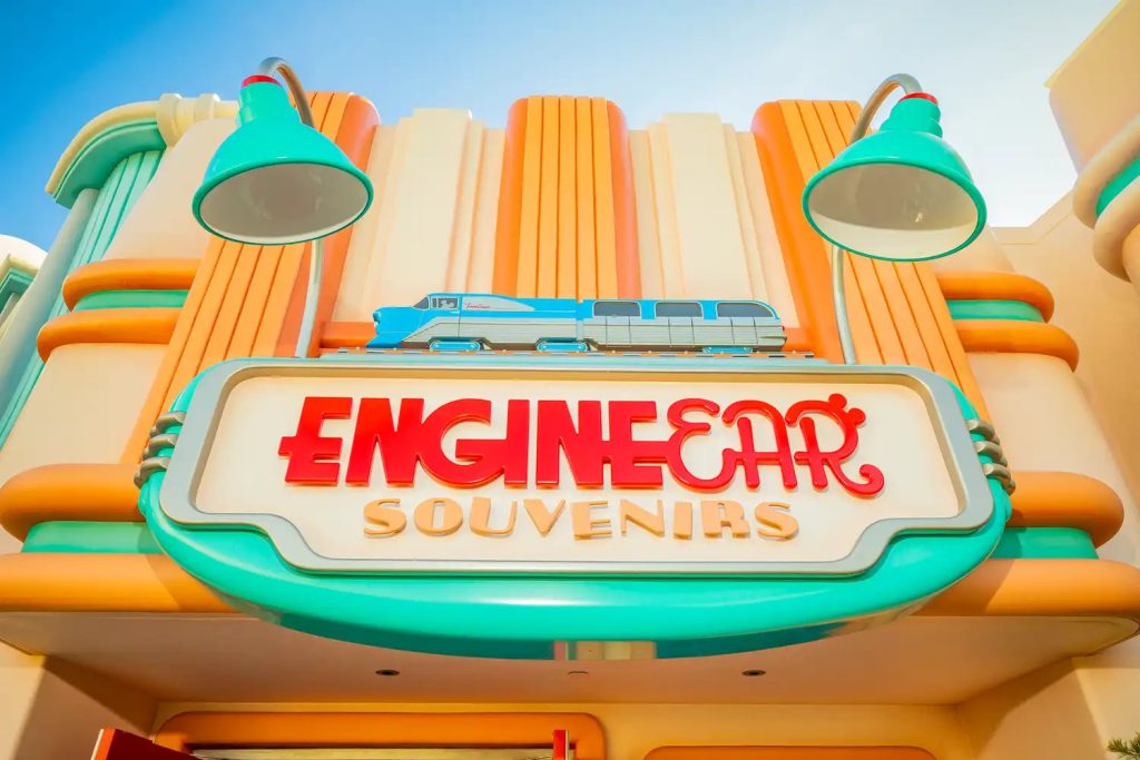 EngineEar Souvenirs ahora abierto en Mickey's Toontown en Disneyland Park