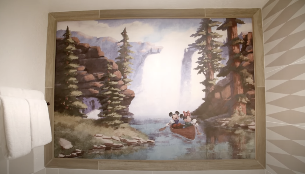 Mural Cascada de Mickey y Minnie