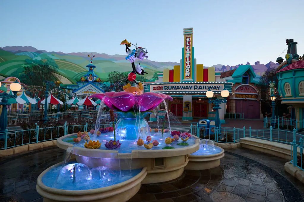 Mickey's Toontown en Disneyland Park – Fuente de Mickey en CenTOONial Park