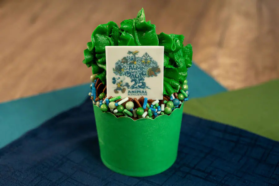 Magic Cupcake - Animal Kingdom 25th Anniversary