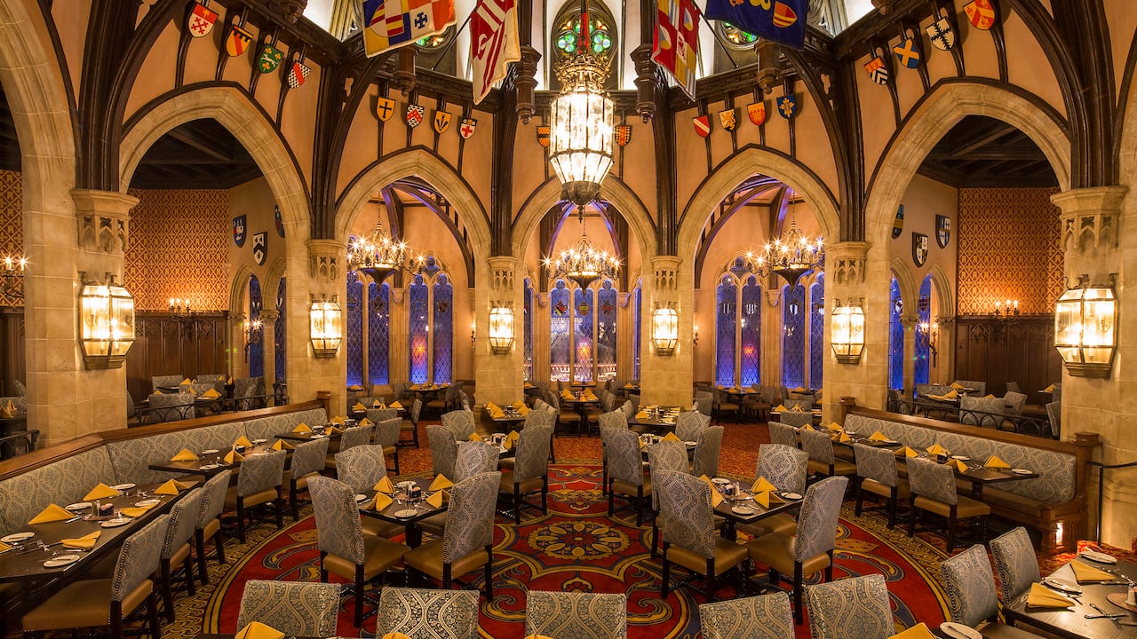 royal-table-interior-16x9