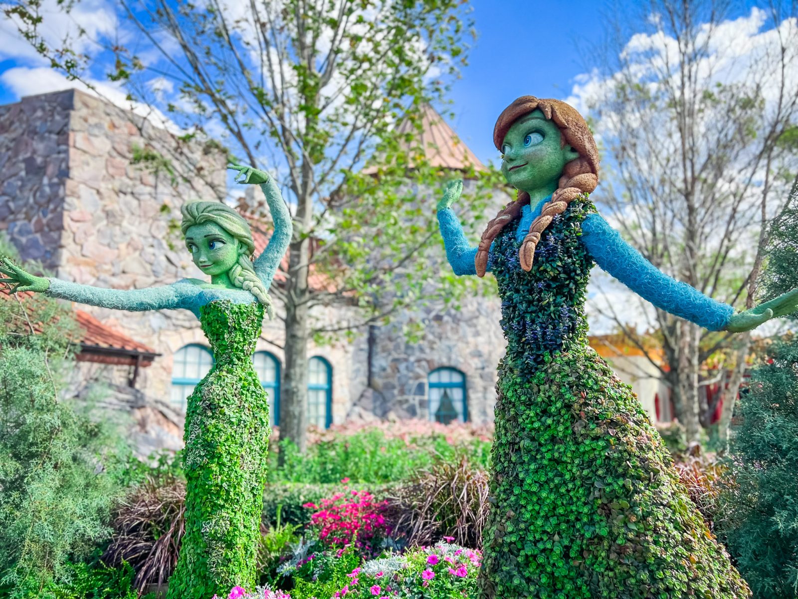Where To Find Anna & Elsa at Disney World