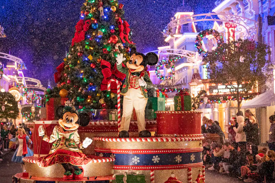 Mickey’s Very Merry Christmas Party: 2023 Dates & Prices - DVC Shop