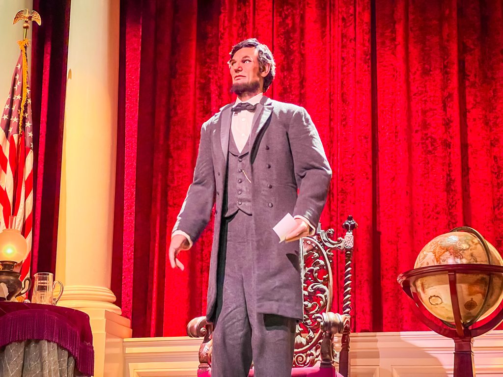 Abraham Lincoln Animatronic