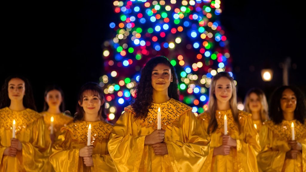 Celebrity Narrators Announced For 2024 Candlelight Processional at