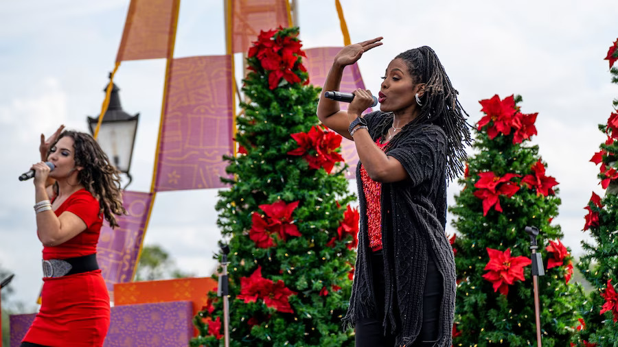 Disney World Christmas Story: Italy La Befana at EPCOT 