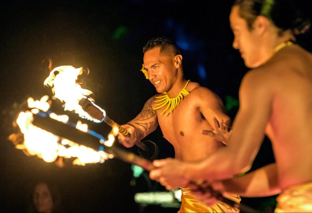KA WA'A – A Lū'au at Aulani, A Disney Resort & Spa