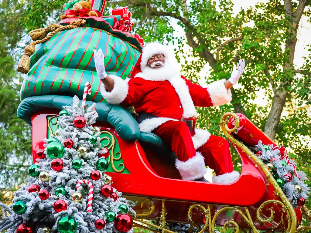A Christmas Fantasy Parade Santa