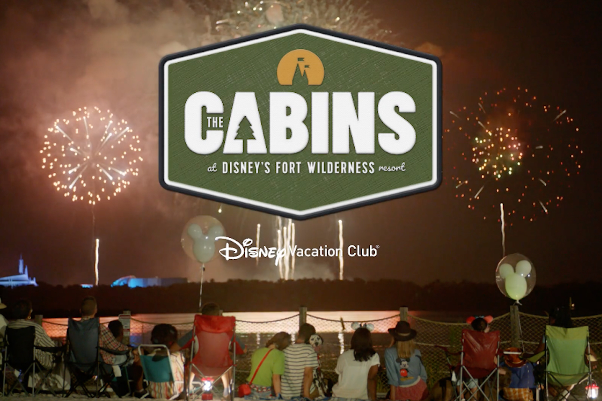 Cabins-at-Disneys-Fort-Wilderness-Fireworks-Splash