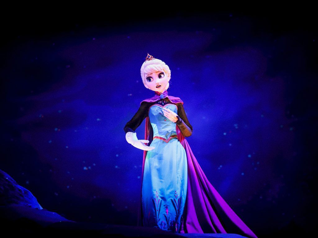 Anna & Elsa's Frozen Journey