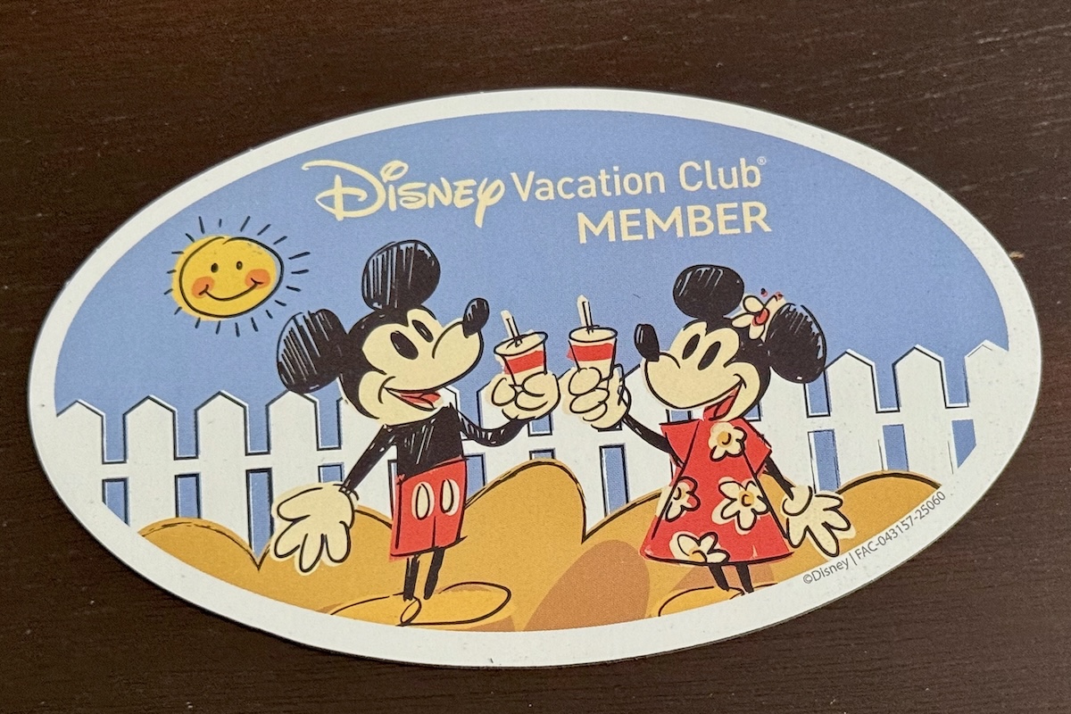 Disney-Vacation-Club-Welcome-Home-Weeks-Magnet-2025-2