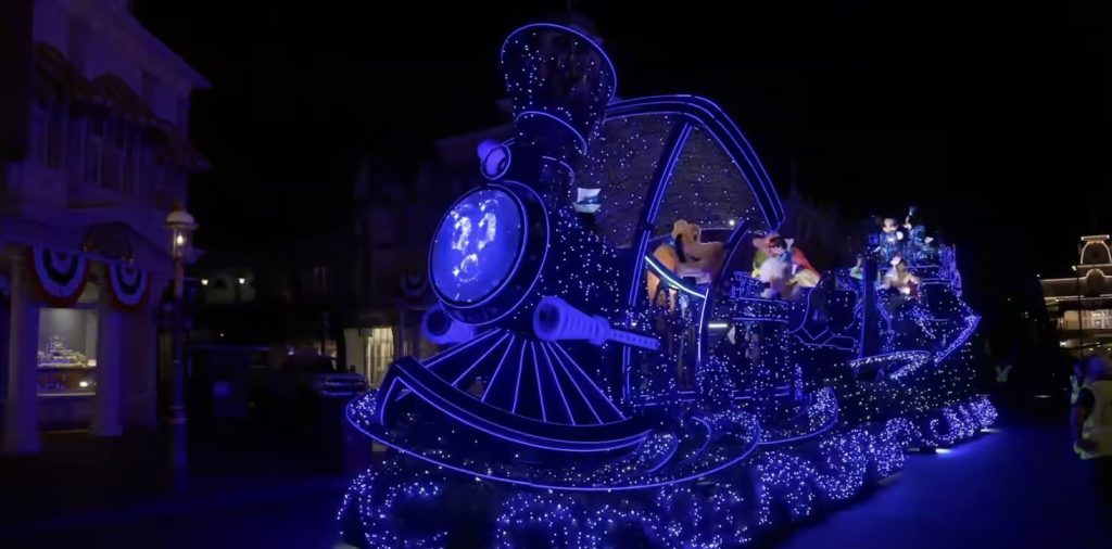 disney-starlight-finale-float-whimsy-1-2048x1013