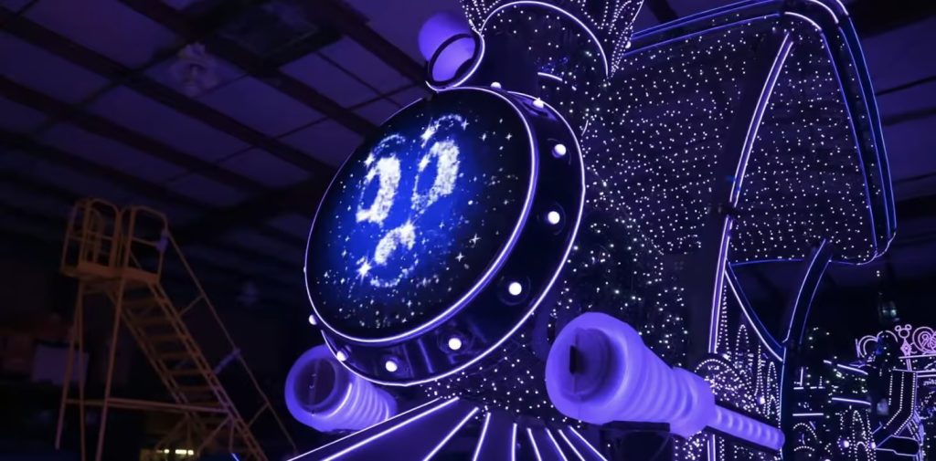 disney-starlight-finale-float-whimsy-3-2048x1010