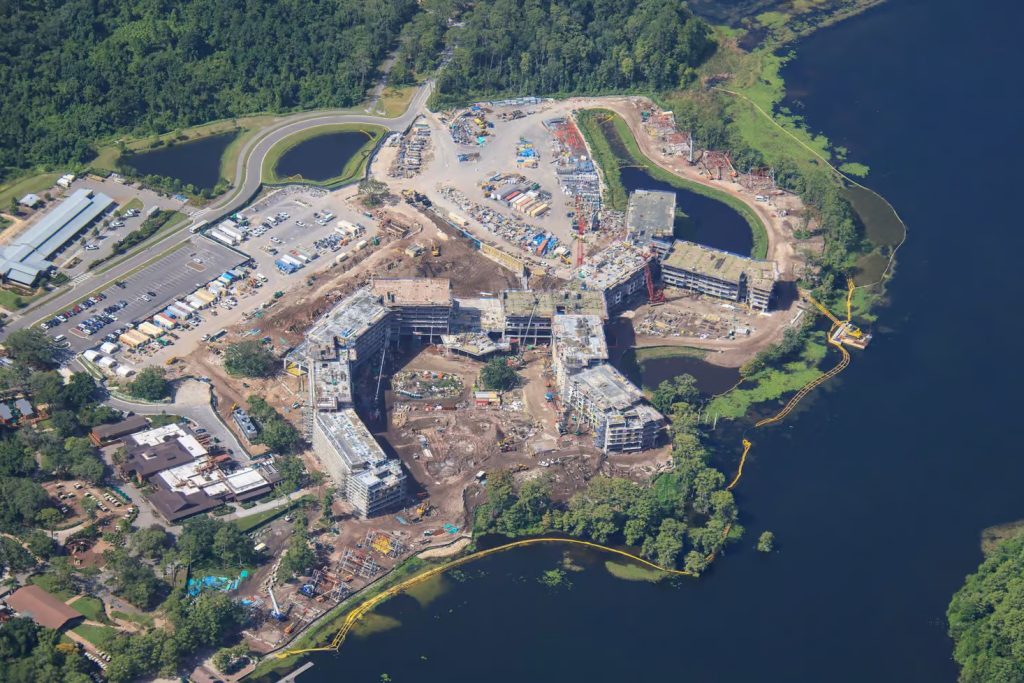 lakeshore-lodge-aerial-june-2025-3-2048x1366
