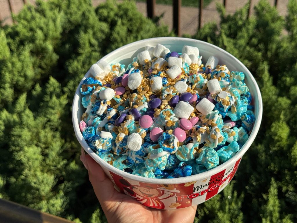 wdw-mk-disney-starlight-parade-popcorn-1