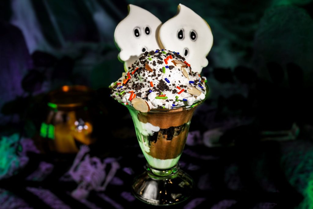 Ghostly-Delight-Sundae-Walt-Disney-World-Halloween